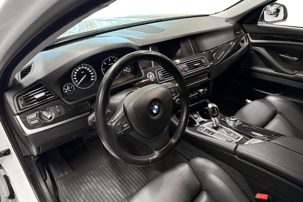 BMW 518 2017