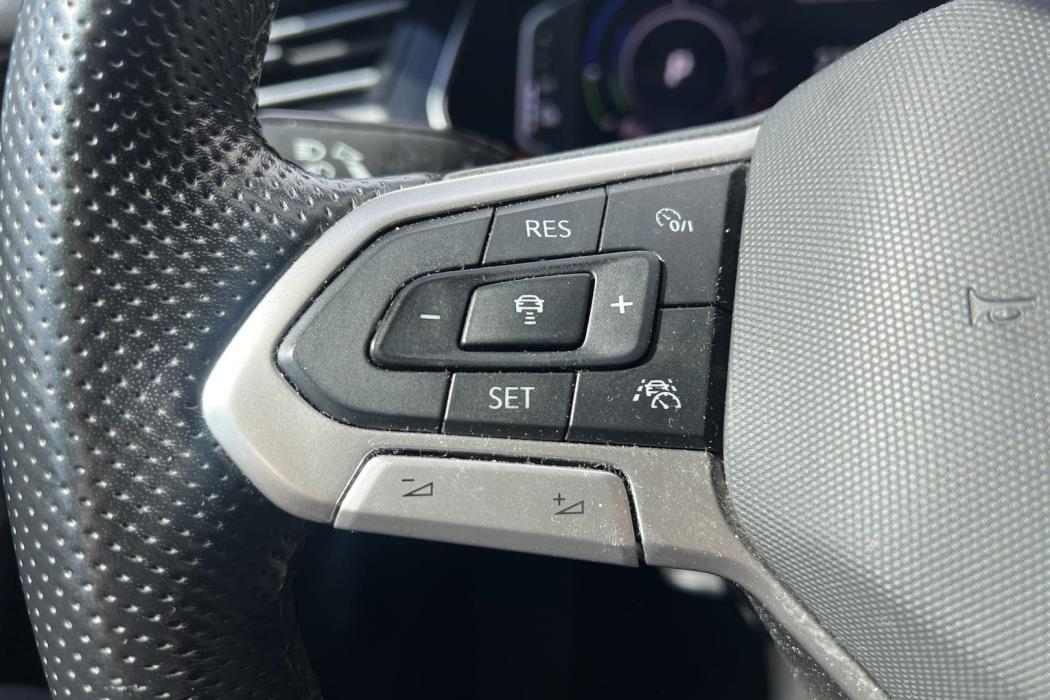 Volkswagen Passat 2021