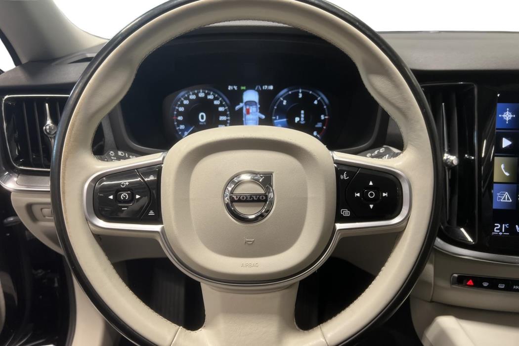 Volvo V60 Cross Country 2022