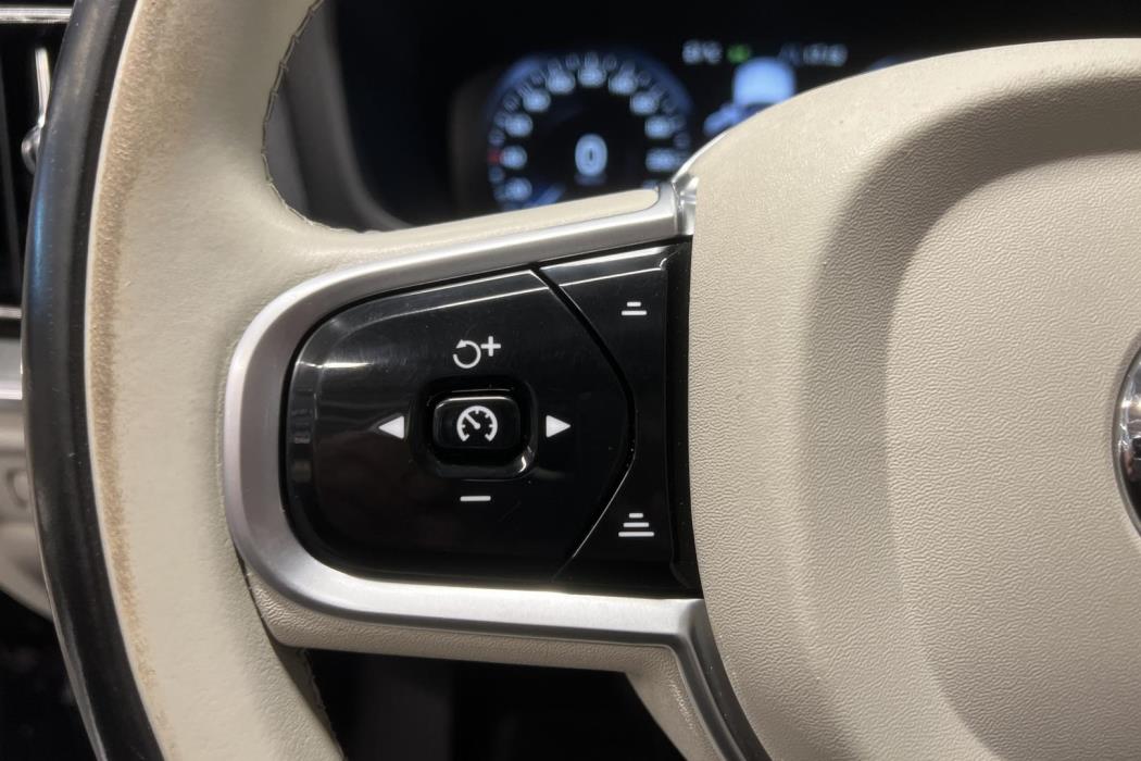 Volvo V60 Cross Country 2022
