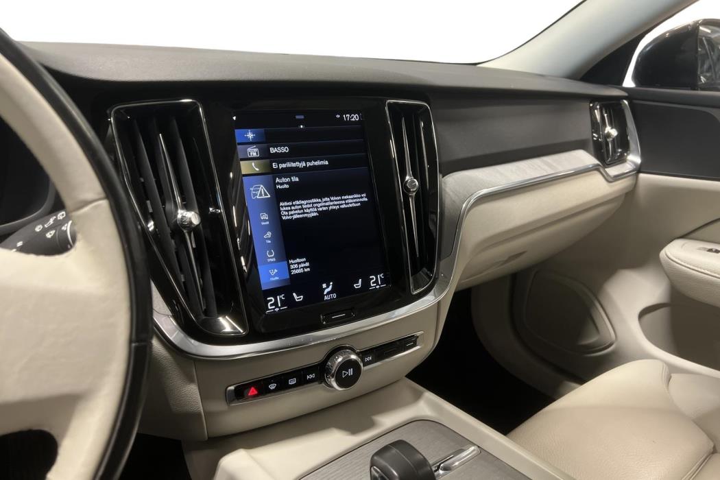 Volvo V60 Cross Country 2022