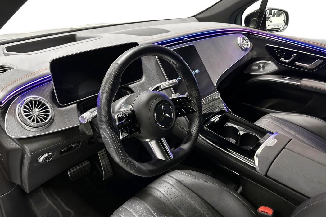 Mercedes-Benz EQS SUV 2023