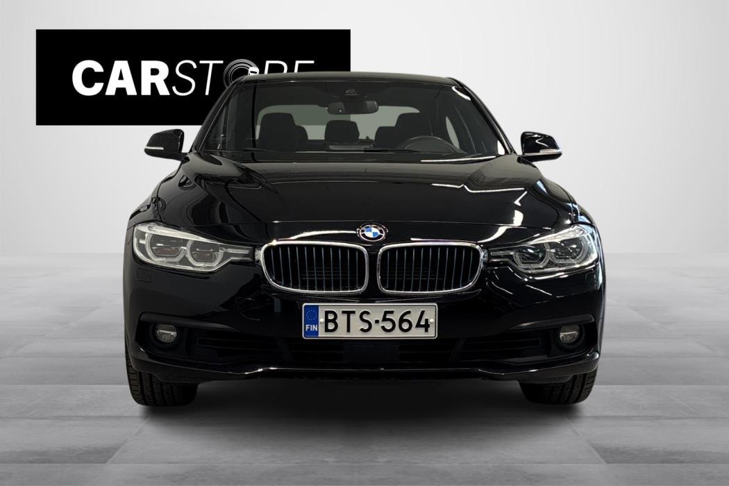 BMW 330 2016