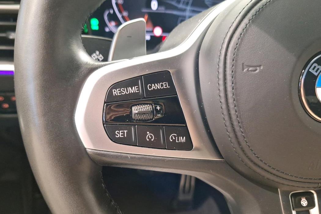 BMW 320 2019