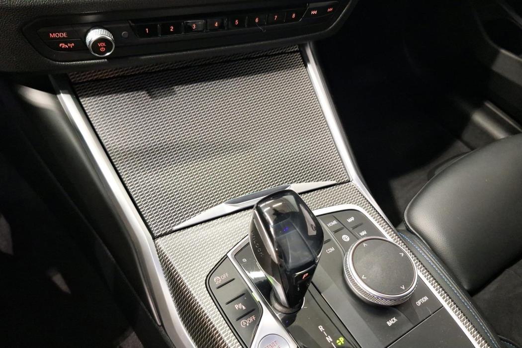 BMW 320 2019