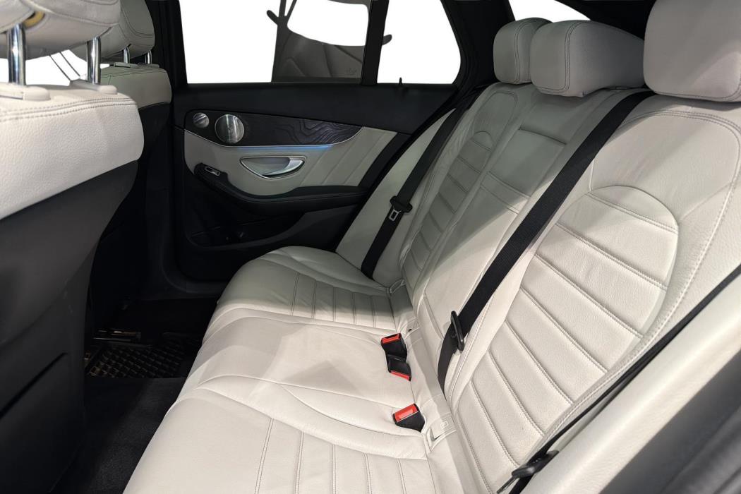 MERCEDES-BENZ C 2016