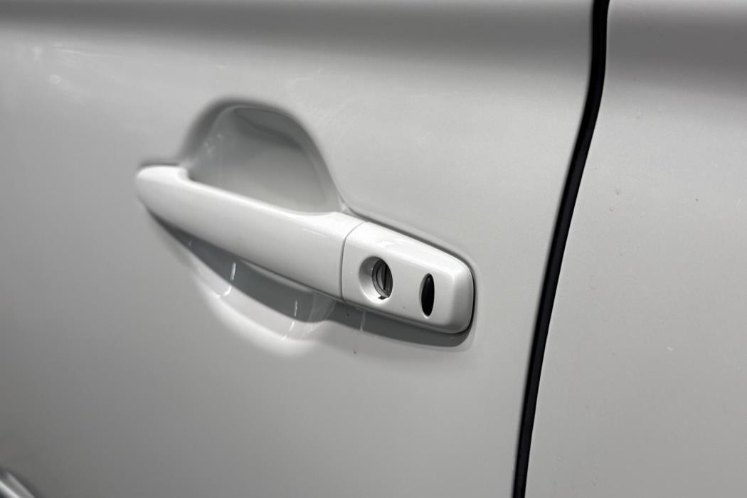 Mitsubishi Outlander PHEV 2020