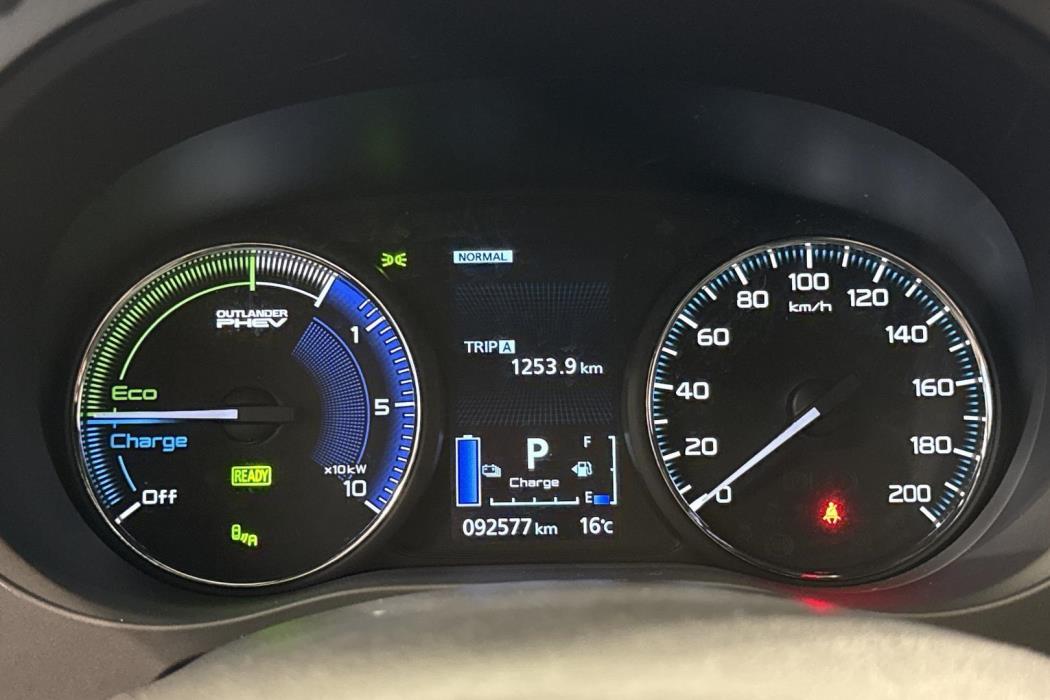 Mitsubishi Outlander PHEV 2020