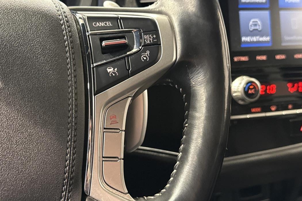 Mitsubishi Outlander PHEV 2020