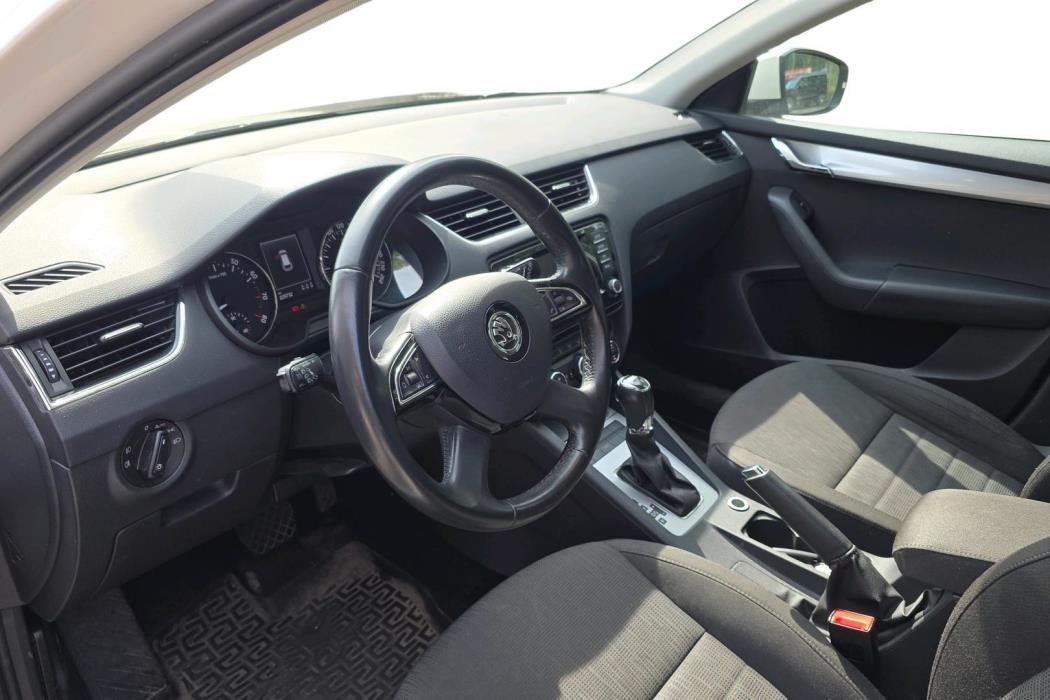SKODA OCTAVIA 2014