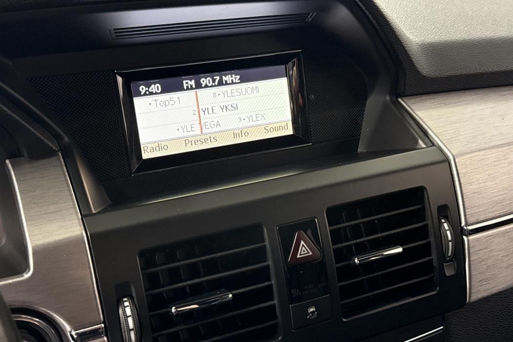 Mercedes-Benz GLK 2012