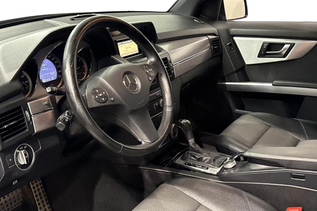 Mercedes-Benz GLK 2012