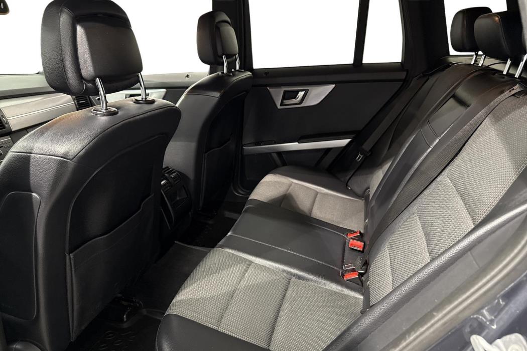 Mercedes-Benz GLK 2012