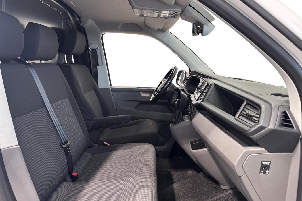 VOLKSWAGEN TRANSPORTER 2020