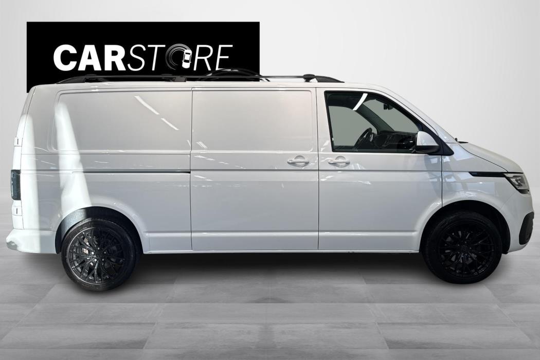 VOLKSWAGEN TRANSPORTER 2020