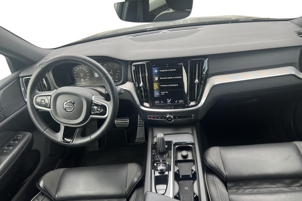 Volvo V60 2022