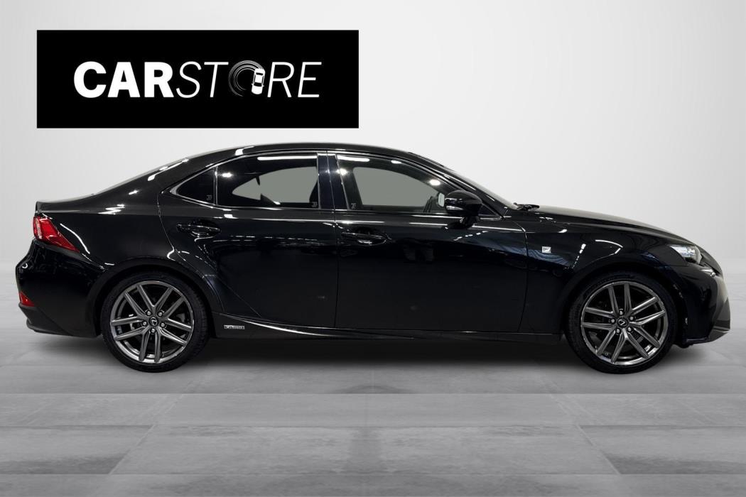 Lexus IS 2014