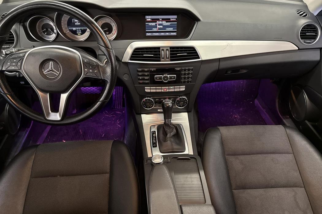 MERCEDES-BENZ C 2013
