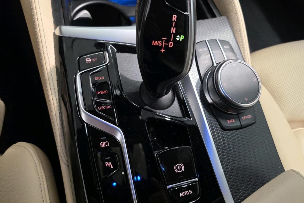 BMW 530 2023