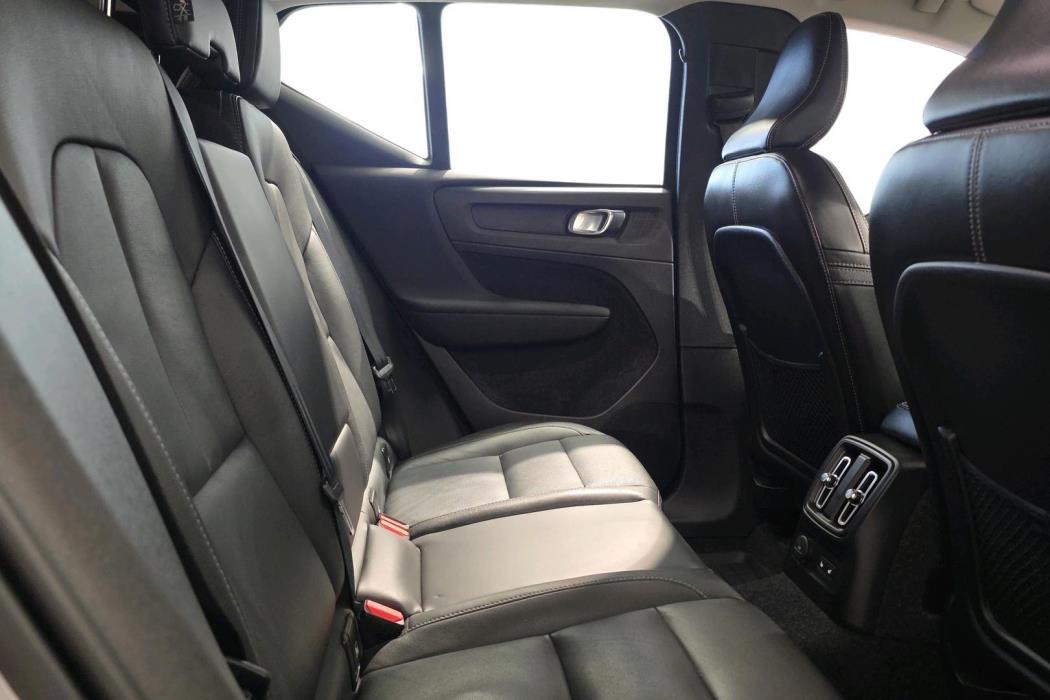 Volvo XC40 2021