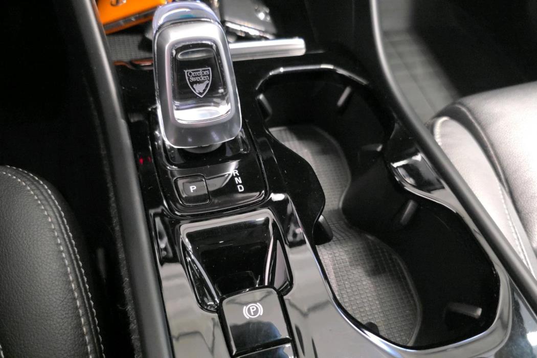 Volvo XC40 2021