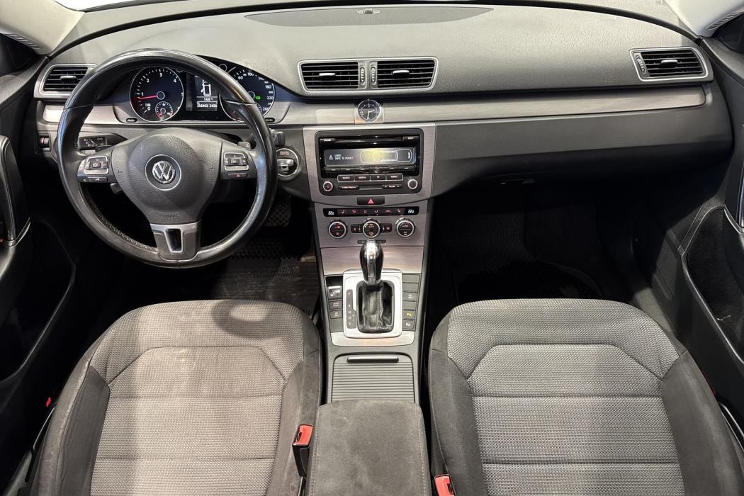 Volkswagen Passat 2012