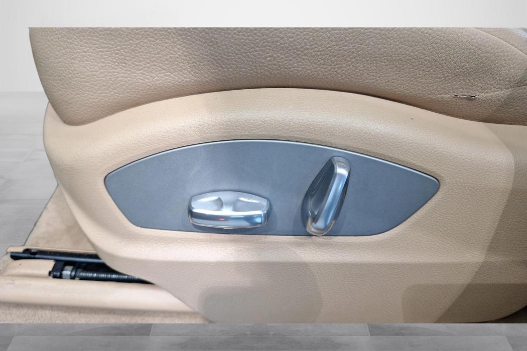PORSCHE Macan 2014