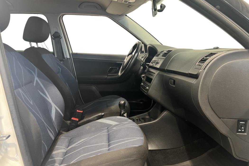 SKODA FABIA 2014