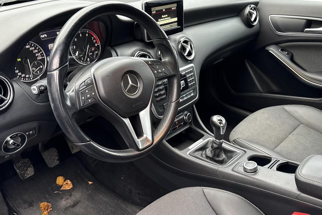 MERCEDES-BENZ A 2014