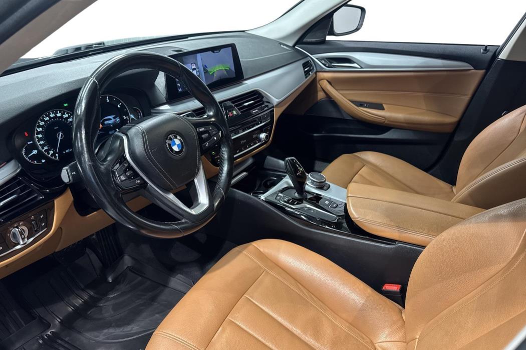 BMW 518 2019