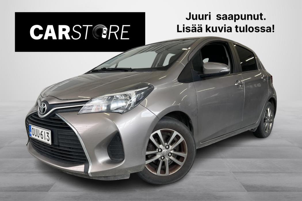 TOYOTA YARIS 2015