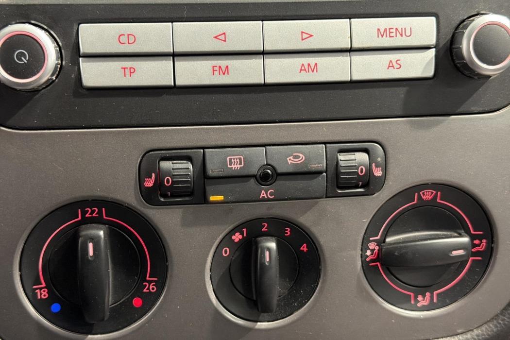 VOLKSWAGEN GOLF 2008