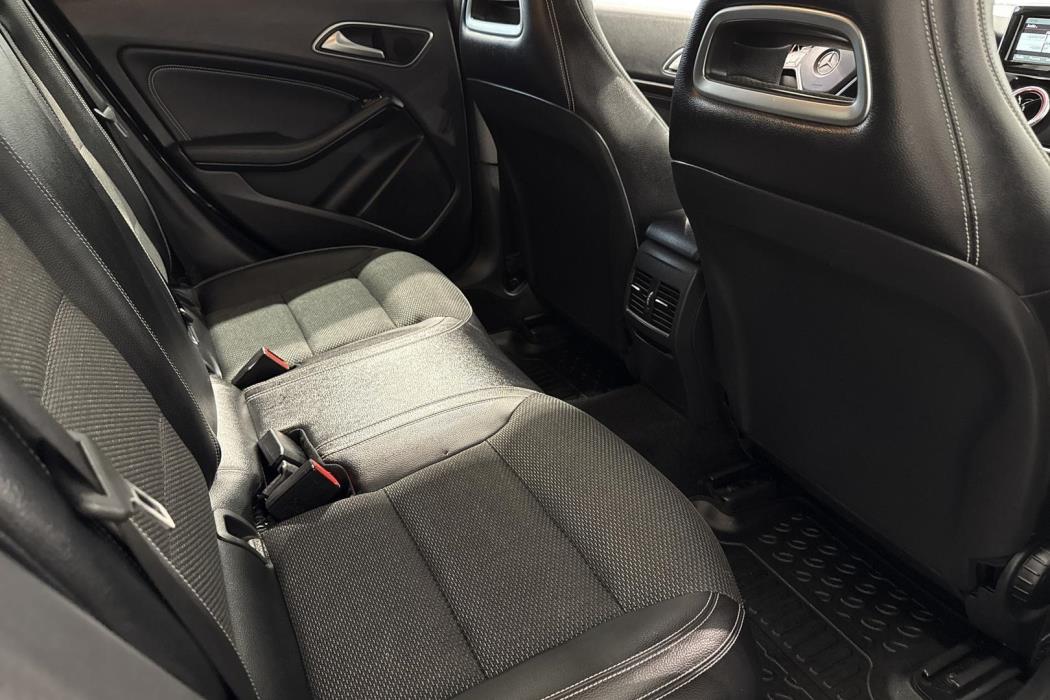 Mercedes-Benz CLA 2014