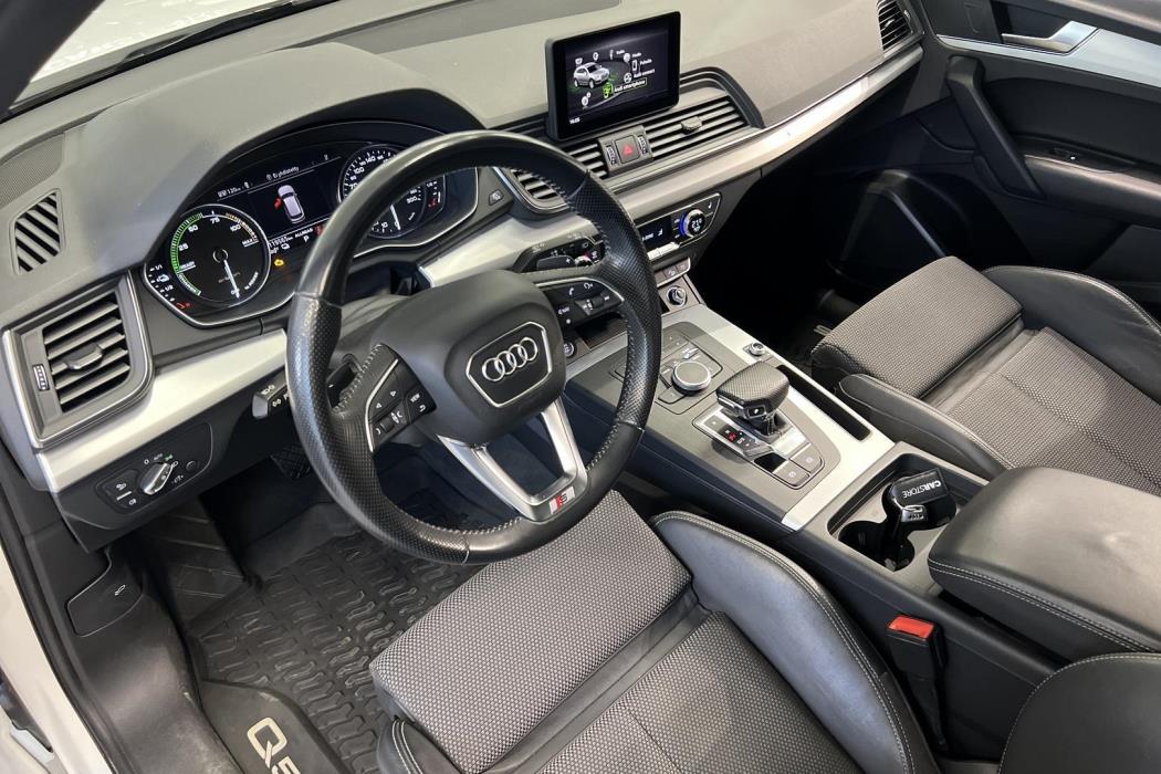 AUDI Q5 2020