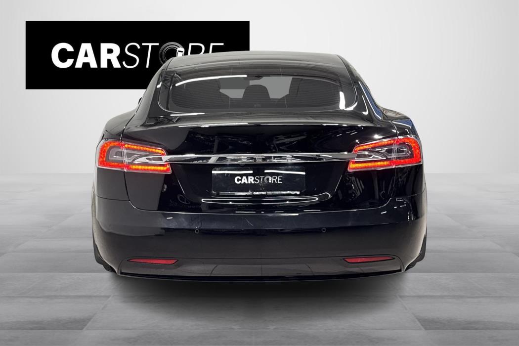 Tesla Model S 2018