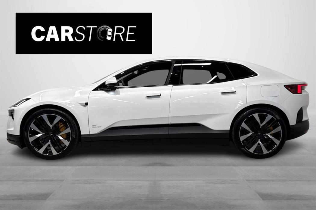 Polestar 4 2025