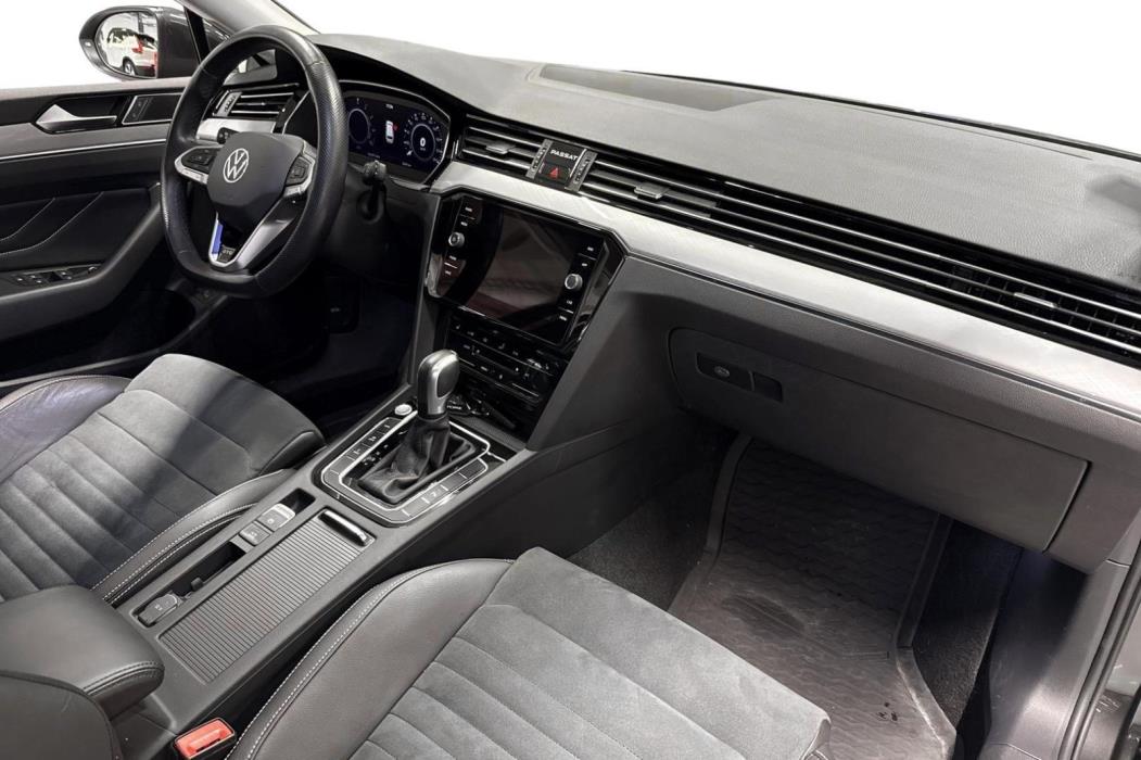 Volkswagen Passat 2022