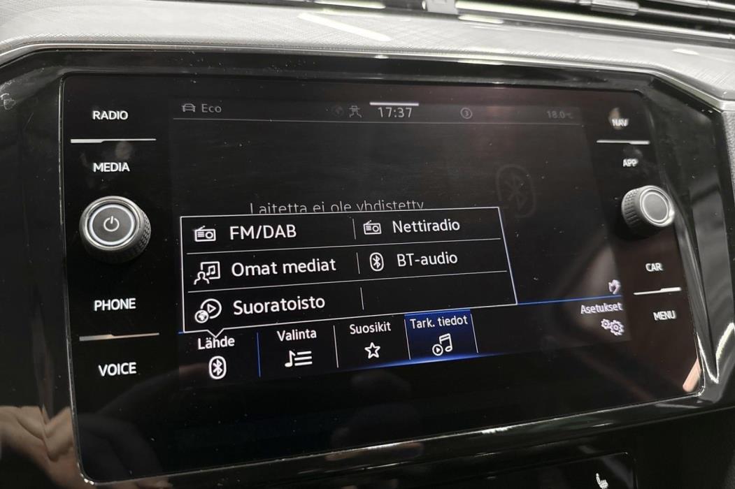 Volkswagen Passat 2022