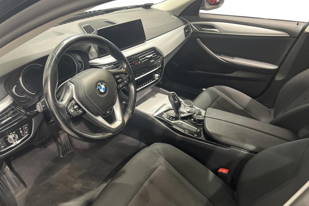 BMW 530 2019