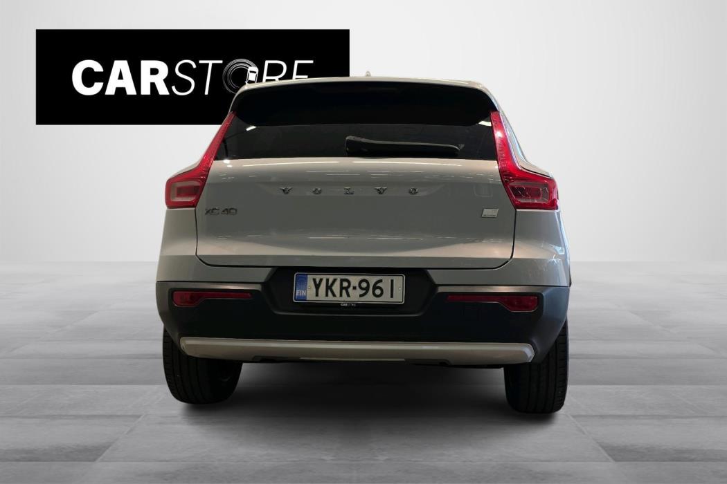 Volvo XC40 2021