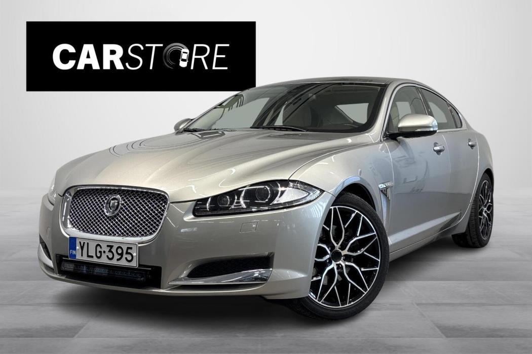 Jaguar XF 2011