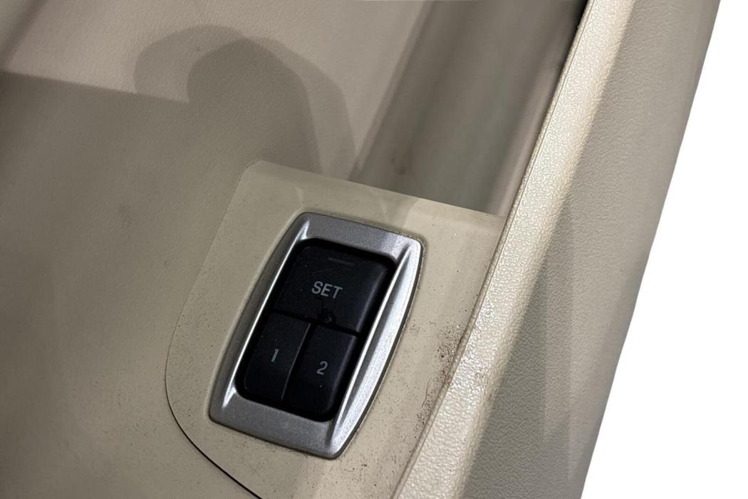 Jaguar XF 2011