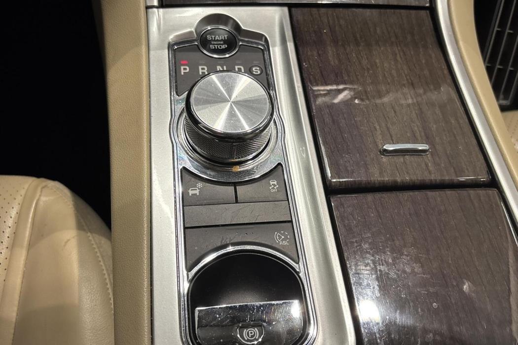 Jaguar XF 2011
