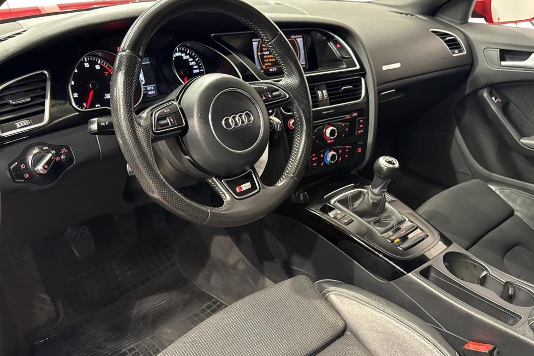 AUDI A5 2012
