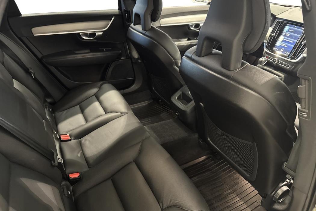 Volvo V90 2017