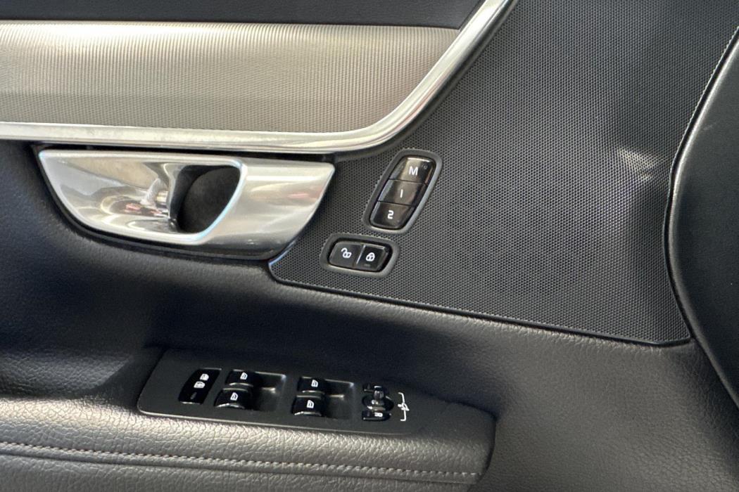 Volvo V90 2017