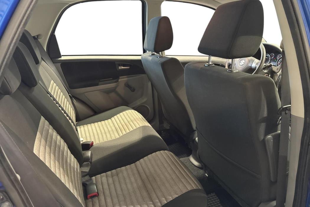 Suzuki SX4 2012