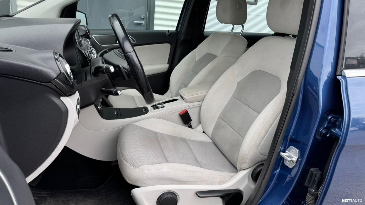 Mercedes-Benz B 2012