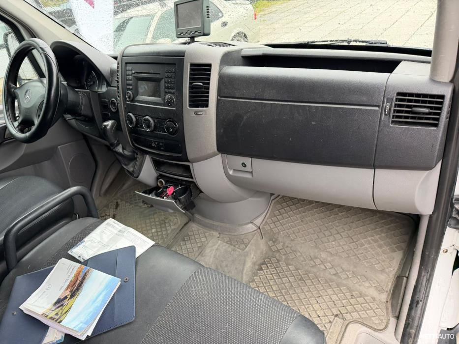 Mercedes-Benz Sprinter 2012