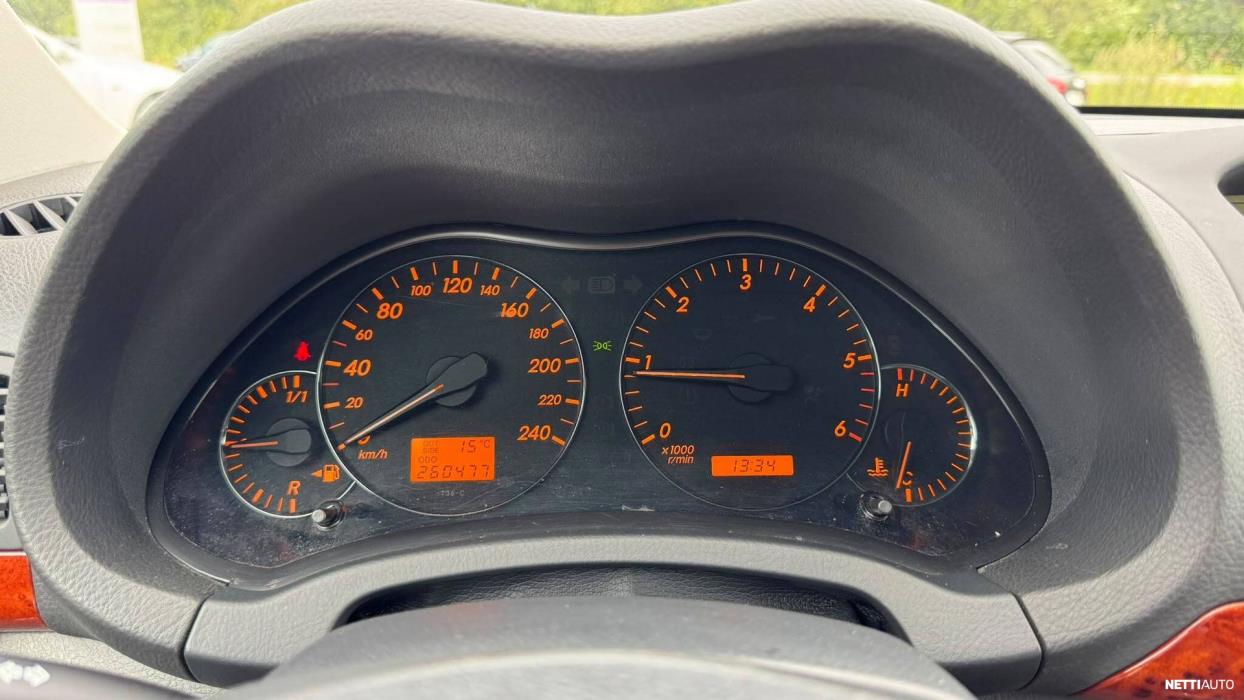 Toyota Avensis 2006